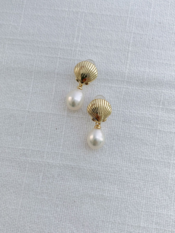 Gold outlet Pearl The Shellea Earrings